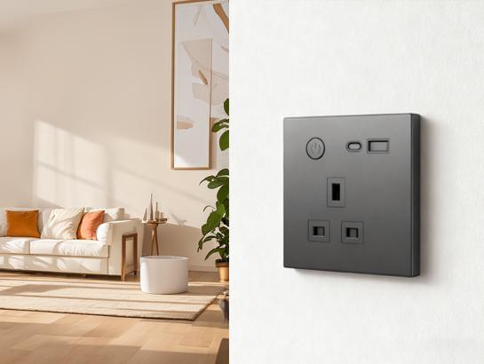 Smart Outlet with Type C / Socket UK-MEC-A